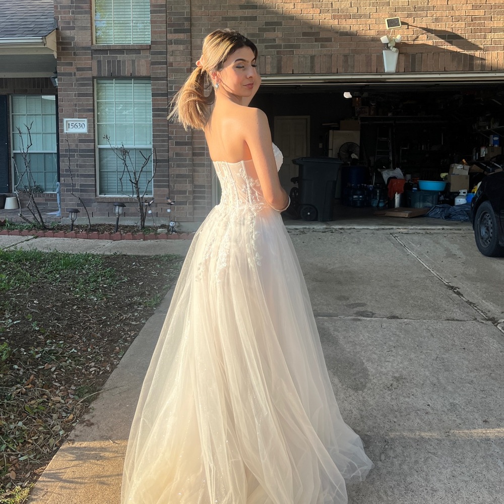 GB prom gown